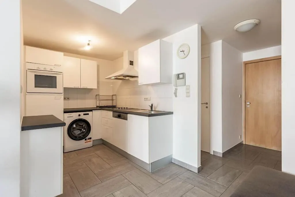 Beautiful 1Br/1Bar Apartment In E.U. District Brussels